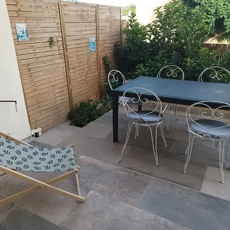 T2 350m Rez De Jardin Terrasse 1 Place Parking Prive Apartment Sanary-sur-Mer